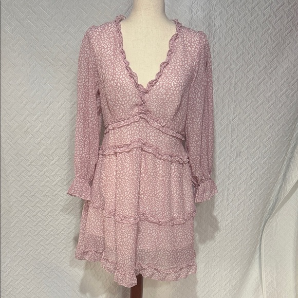 Dresses & Skirts - Elegant Long Sleeve Ruffle Dress Waist 30”